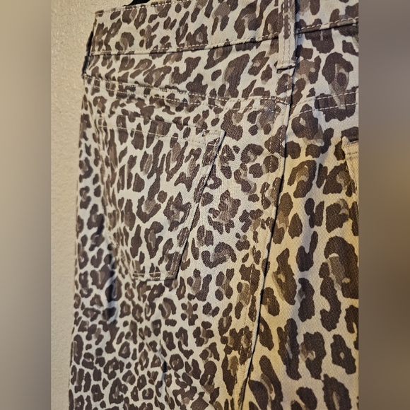 Neutral Leopard Pants - Picture 3 of 4